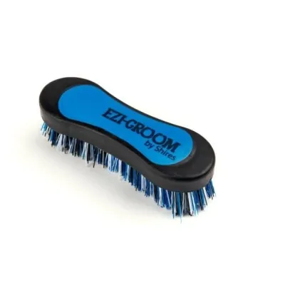 EZI-GROOM Grip Hoof Brush – For Perfectly Clean Hooves